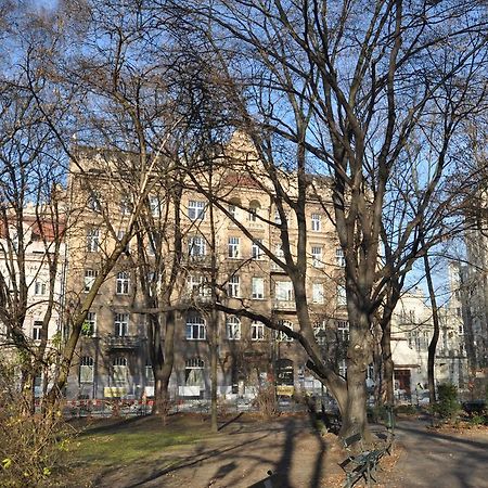 Hostel Yellow Krakow Ngoại thất bức ảnh