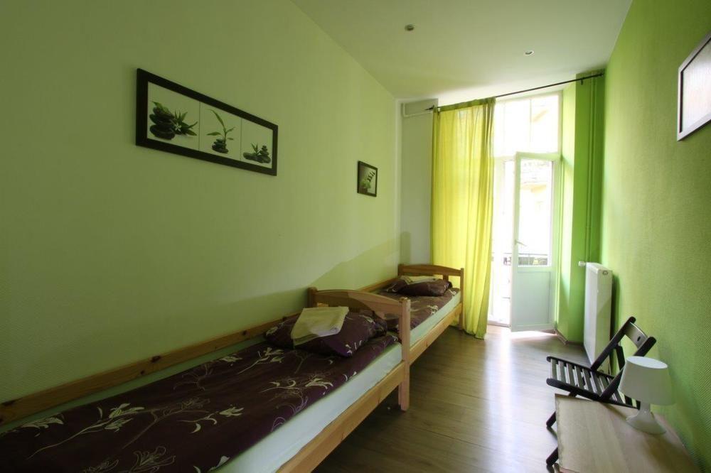 Hostel Yellow Krakow Ngoại thất bức ảnh