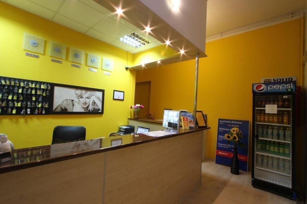 Hostel Yellow Krakow Ngoại thất bức ảnh