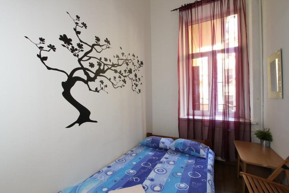 Hostel Yellow Krakow Ngoại thất bức ảnh