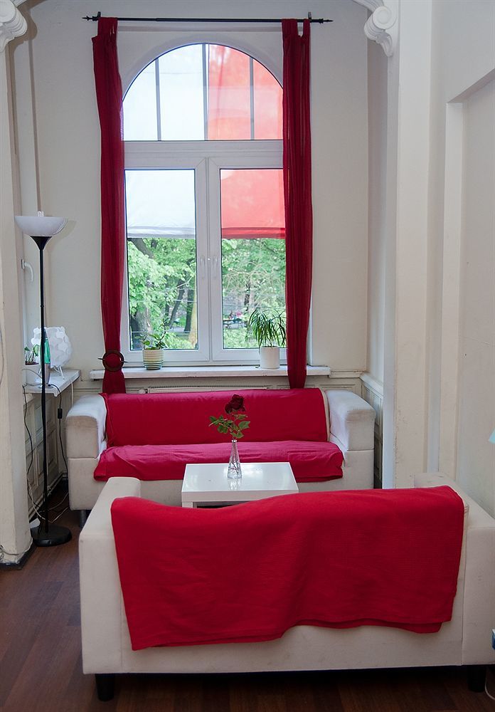 Hostel Yellow Krakow Ngoại thất bức ảnh
